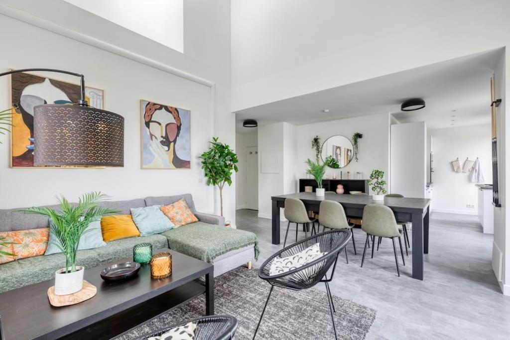 Premium Flat 6 People With Billard And Terrace Stade De France * Saint-Denis (Seine-Saint-Denis)