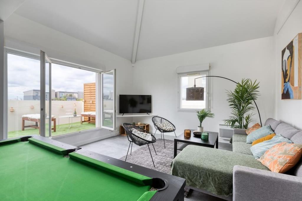 Premium Flat 6 People With Billard And Terrace Stade De France Saint-Denis (Seine-Saint-Denis)